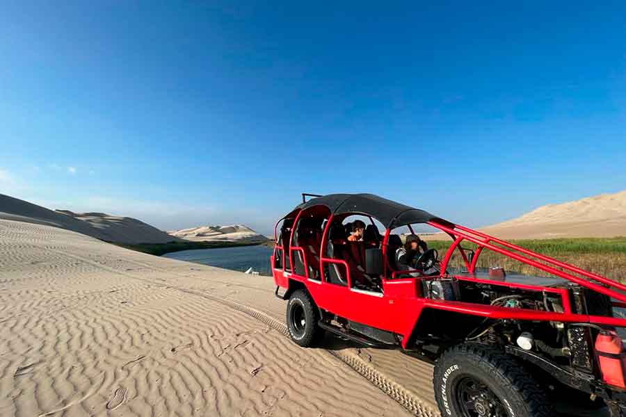 sitios mas visitados de paracas