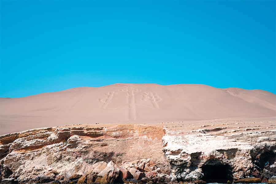 sitios mas visitados de paracas