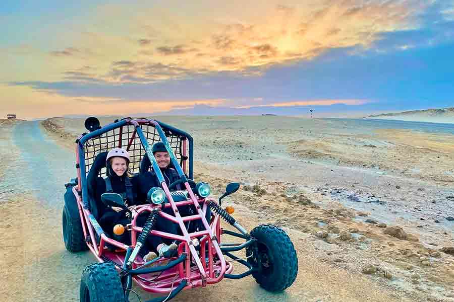 ATV y Atardecer en el Oasis